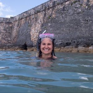 Meet your Posher, Marissa